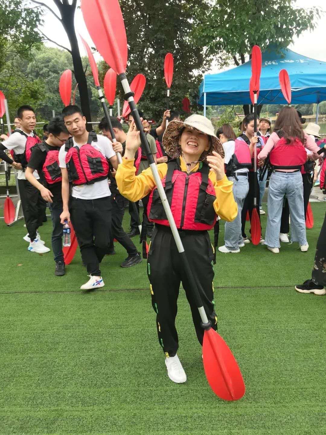 遠(yuǎn)程監(jiān)控,報警巡邏,清機(jī)加鈔,清分整點(diǎn),憑證寄庫,頭寸箱寄庫,商鋪安保,智能家居