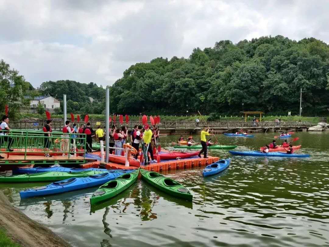 遠(yuǎn)程監(jiān)控,報警巡邏,清機(jī)加鈔,清分整點(diǎn),憑證寄庫,頭寸箱寄庫,商鋪安保,智能家居