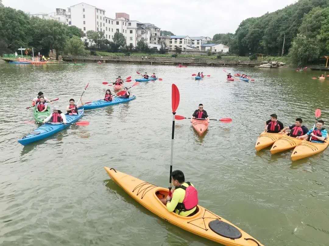 遠(yuǎn)程監(jiān)控,報警巡邏,清機(jī)加鈔,清分整點(diǎn),憑證寄庫,頭寸箱寄庫,商鋪安保,智能家居