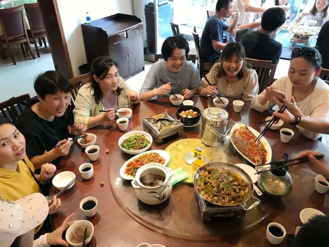 遠(yuǎn)程監(jiān)控,報警巡邏,清機(jī)加鈔,清分整點(diǎn),憑證寄庫,頭寸箱寄庫,商鋪安保,智能家居