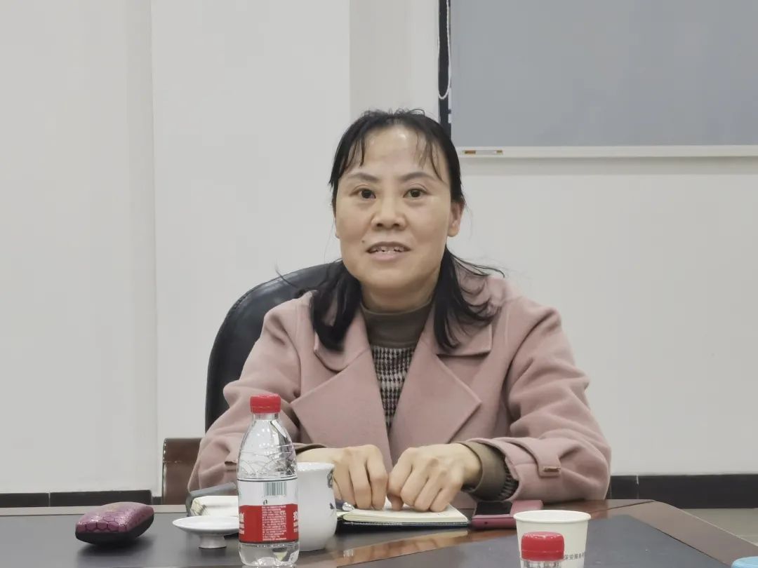 遠(yuǎn)程監(jiān)控,報(bào)警巡邏,清機(jī)加鈔,清分整點(diǎn),憑證寄庫,頭寸箱寄庫,商鋪安保,智能家居