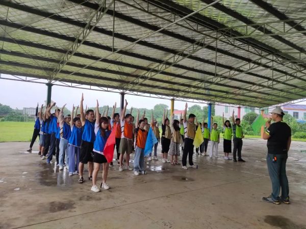 遠(yuǎn)程監(jiān)控,報(bào)警巡邏,清機(jī)加鈔,清分整點(diǎn),憑證寄庫(kù),頭寸箱寄庫(kù),商鋪安保,智能家居